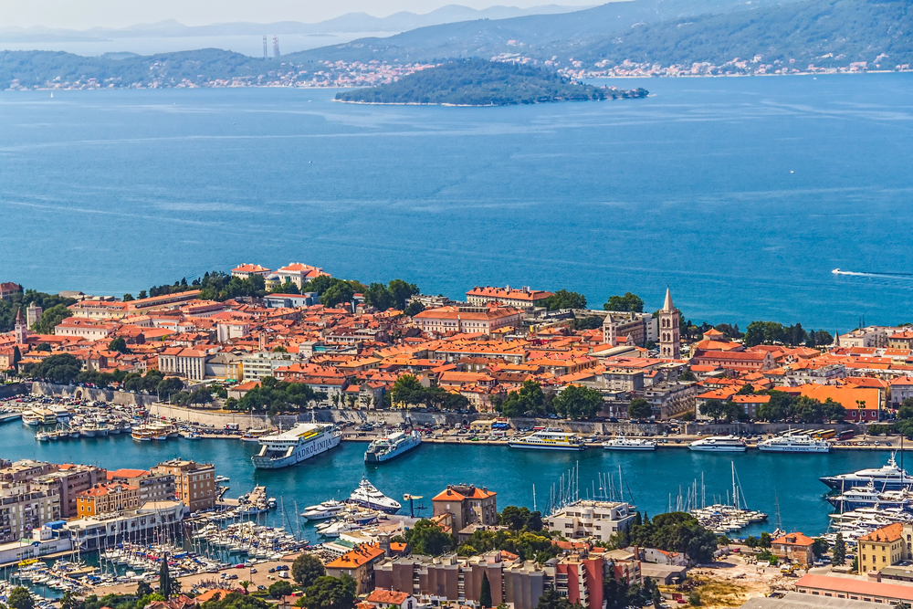 Discover Zadar, a historic city in Croatia’s Dalmatia region, famous for its Roman and Venetian ruins, stunning sunsets, and unique Sea Organ along the waterfront